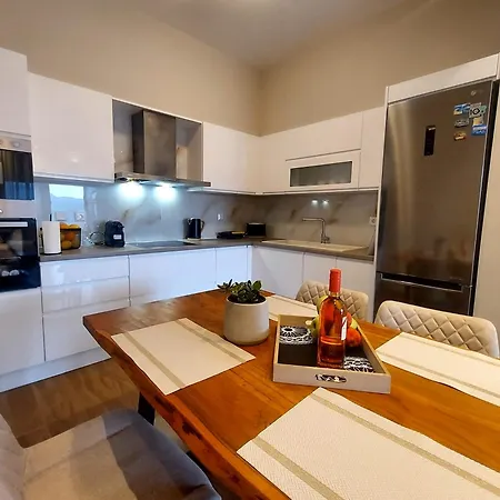Apartment Adelinas'