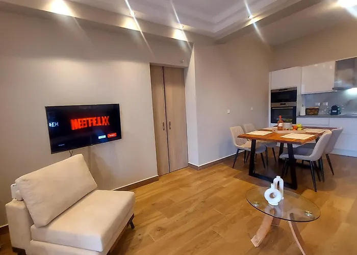 Adelinas' أرغوستولي