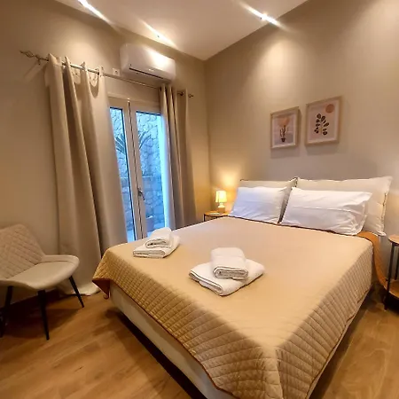 Adelinas' アルゴストリオン